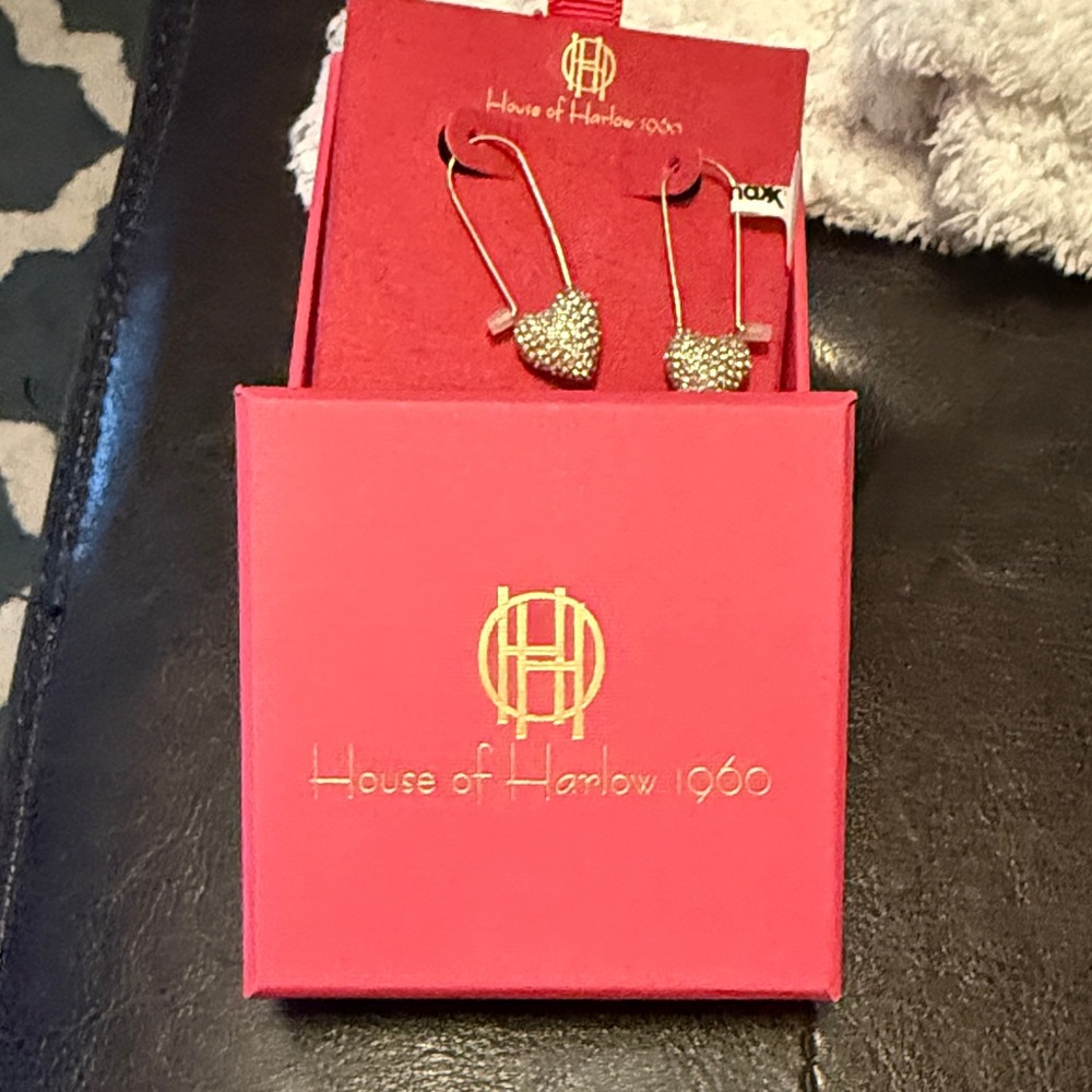House of Harlow 1960 sparkly Heart Drop Earrings - Picture 3 of 3